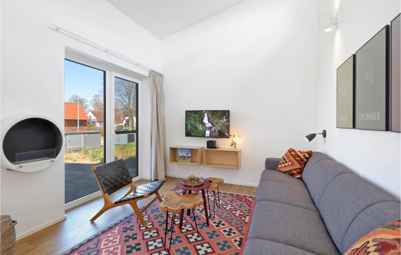 Amazing Home In Lembruch-Duemmer See With Kitchen Dış mekan fotoğraf