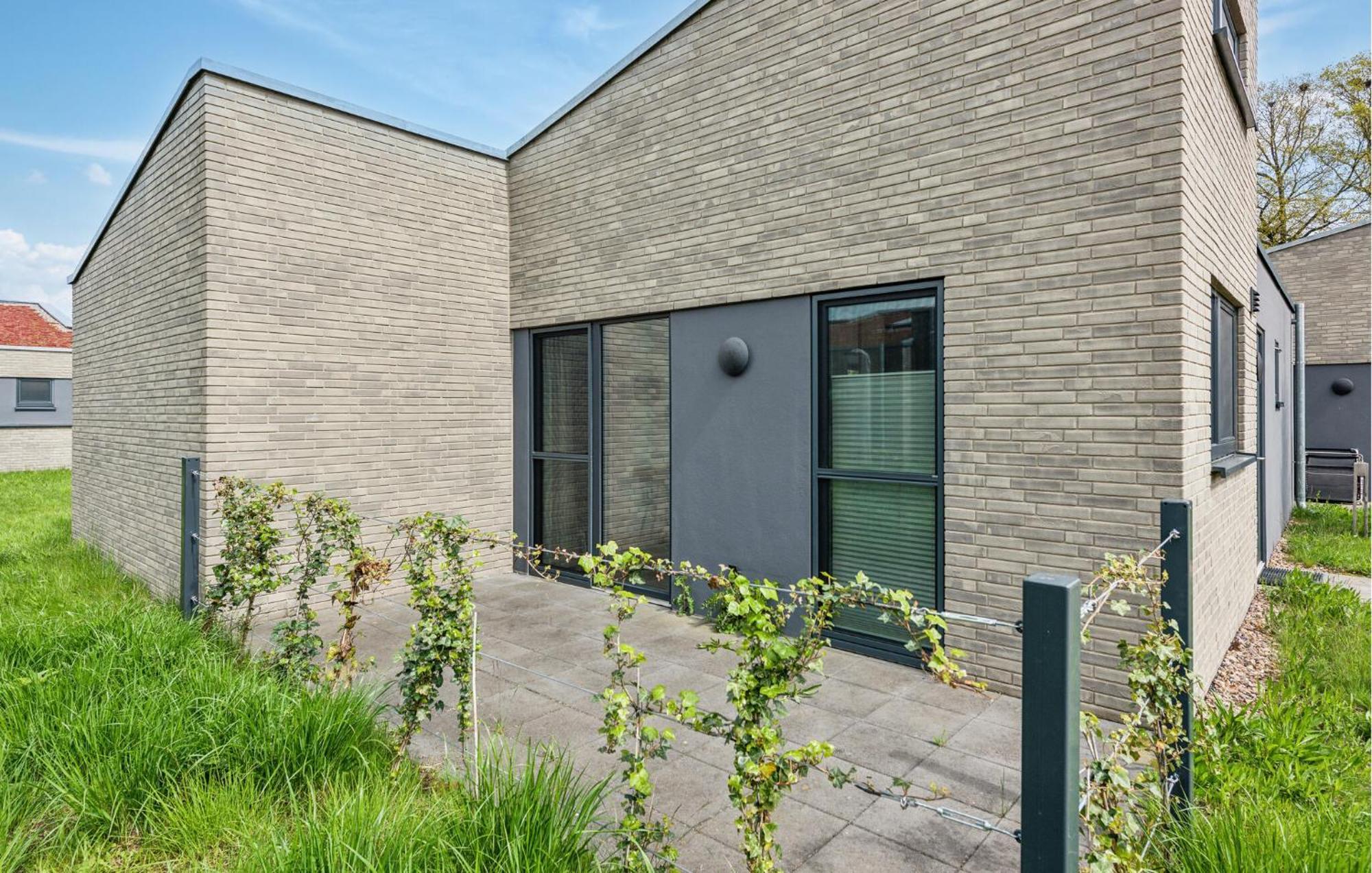 Amazing Home In Lembruch-Duemmer See With Kitchen Dış mekan fotoğraf